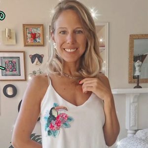 Classroom - Tucán y monsteras tropicales (no incorpora materiales)